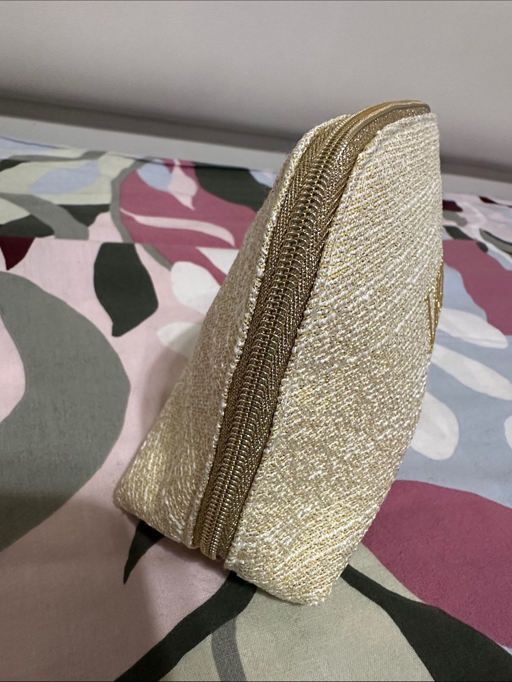 Dior Gold Metallic Embroidered Novelty Cosmetic Pouch - Picture 3 of 9